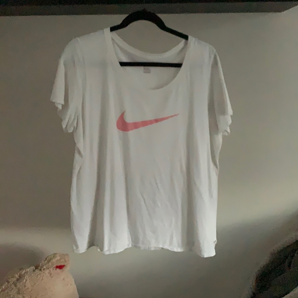 White Nike tshirt
